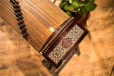 标准古筝的尺寸是多少