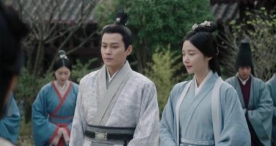 ​月生沧海中曲曲泠君嫁给了谁