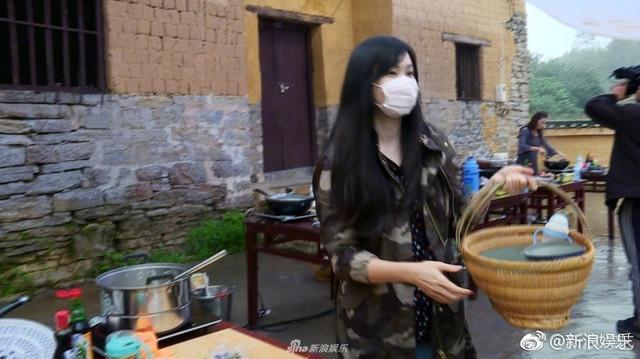 吴尊首次爆老婆私照，亲吻孕肚，画面好温馨，满满的幸福感！