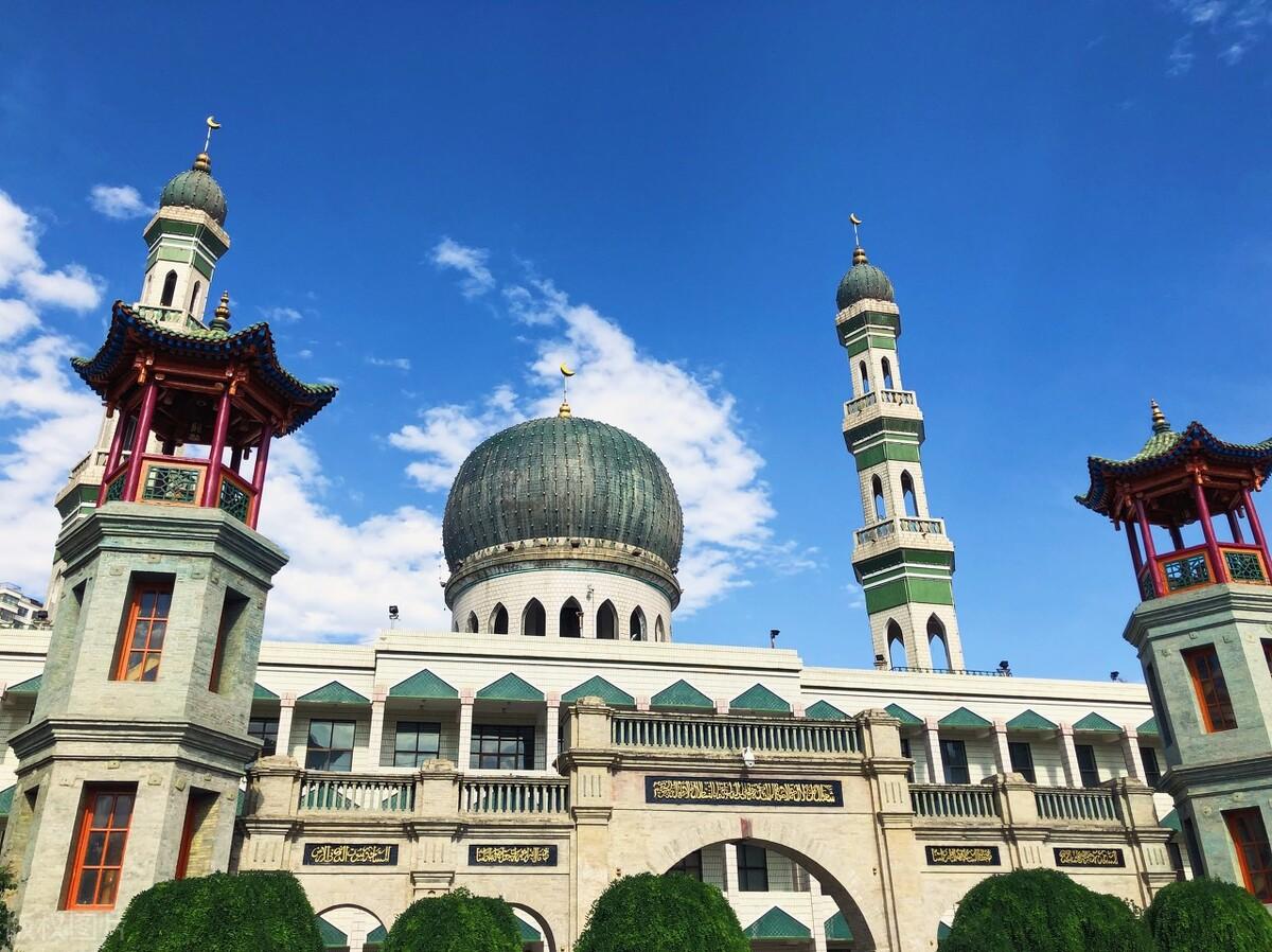 嘉峪关旅游景点有哪些(嘉峪关有哪些旅游景点)