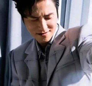 ​多年难忘？陈坤苦追董洁14年，如今终于表白：董洁，我的女神！