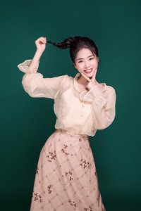 ​国民校花袁颖芬 港风气质过目难忘