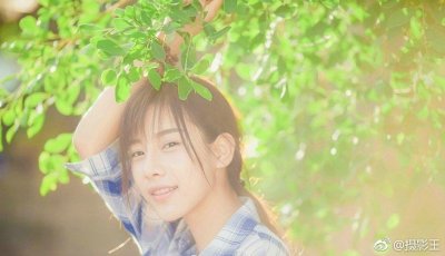 ​美少女户外清纯沐浴清晨的阳光写真集