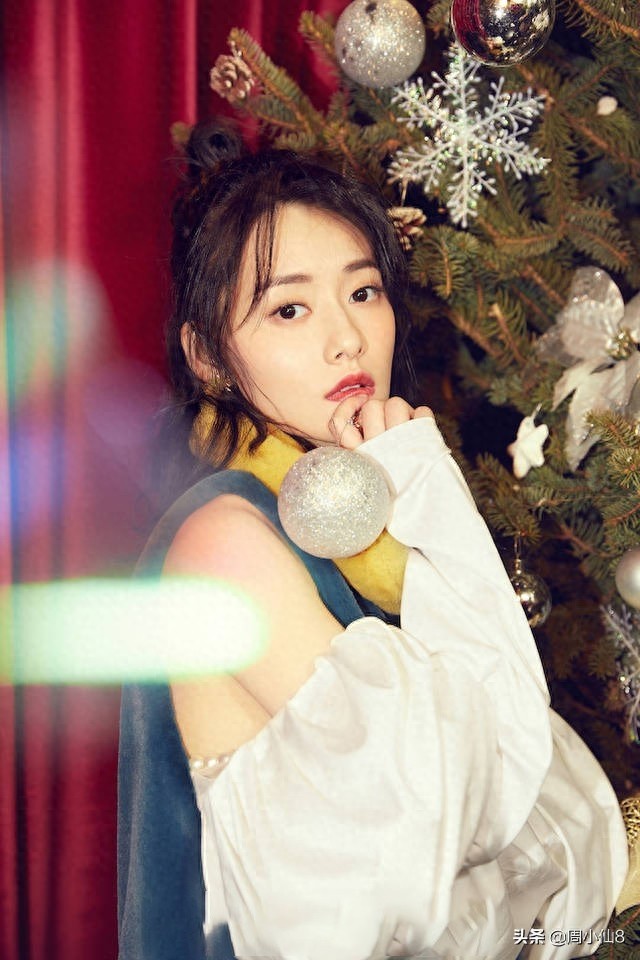 柴碧云,娱乐圈影视女演员,是具有潜力的女明星