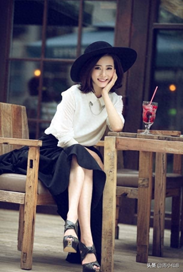 柴碧云,娱乐圈影视女演员,是具有潜力的女明星