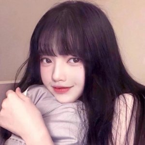 ​“瓜子脸”适合什么样的发型？这几款短发绝对是首选！修颜还减龄