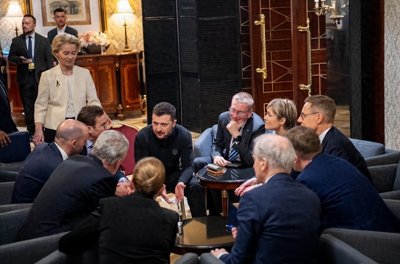 ​美俄都没赢？地缘政治的大洗牌下，中国反倒成为了最大的获胜者？