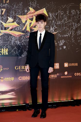 张睿个人资料,女张睿个人资料,本文共(2621字) 张睿个人资料,女张睿个人资料,本文共(2621字)