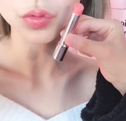 奶油质地口红什么牌子好 8大奶油质地润唇膏推荐 奶油质地口红什么牌子好 8大奶油质地润唇膏推荐