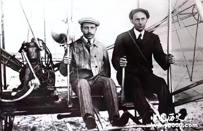 发明飞机的兄弟是谁(飞机的发明灵感来源)