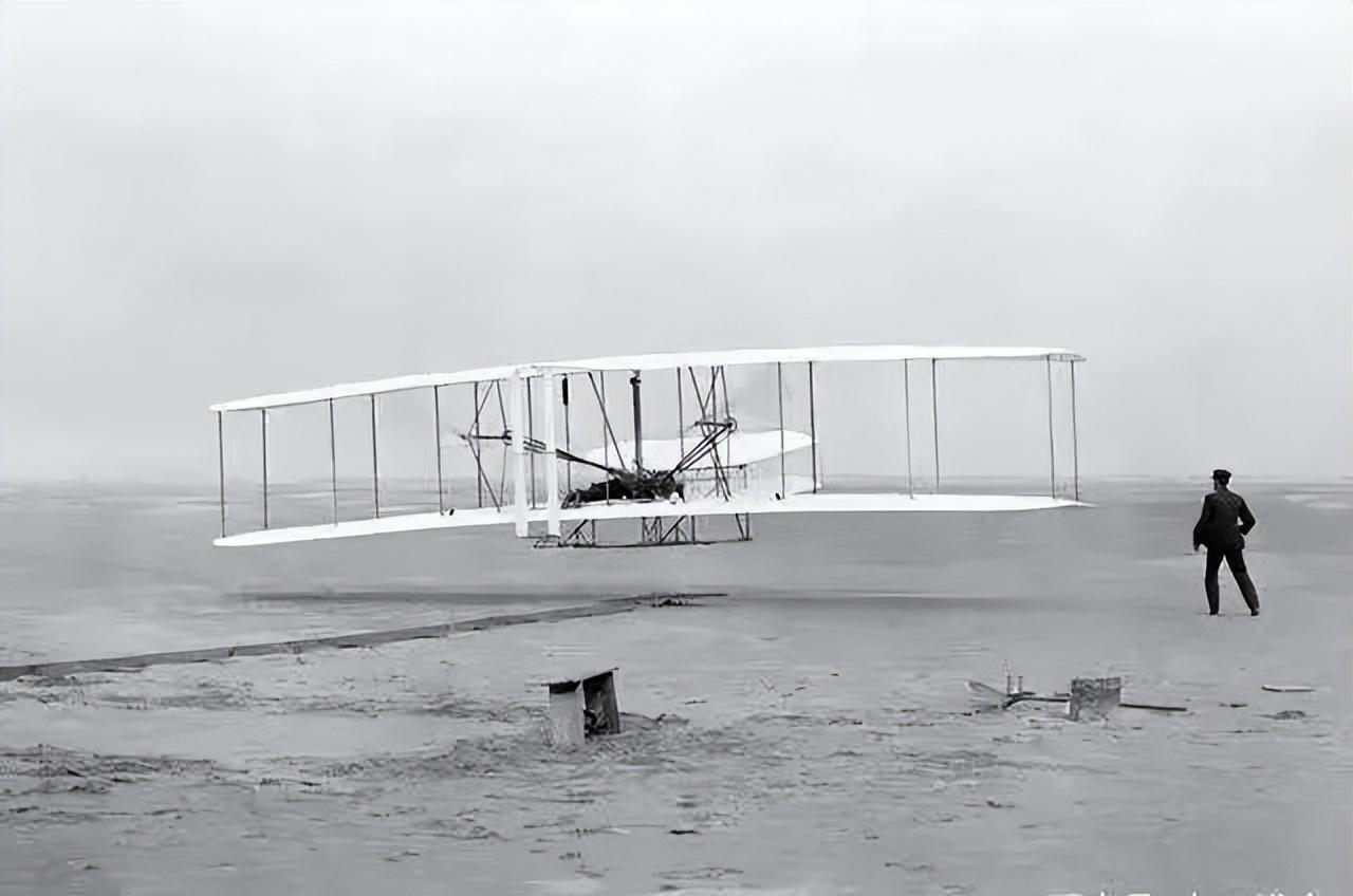 发明飞机的兄弟是谁(飞机的发明灵感来源)