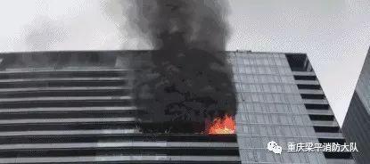 高层建筑发生火灾正确的逃生方式（高层建筑发生火灾怎么逃生）(1)