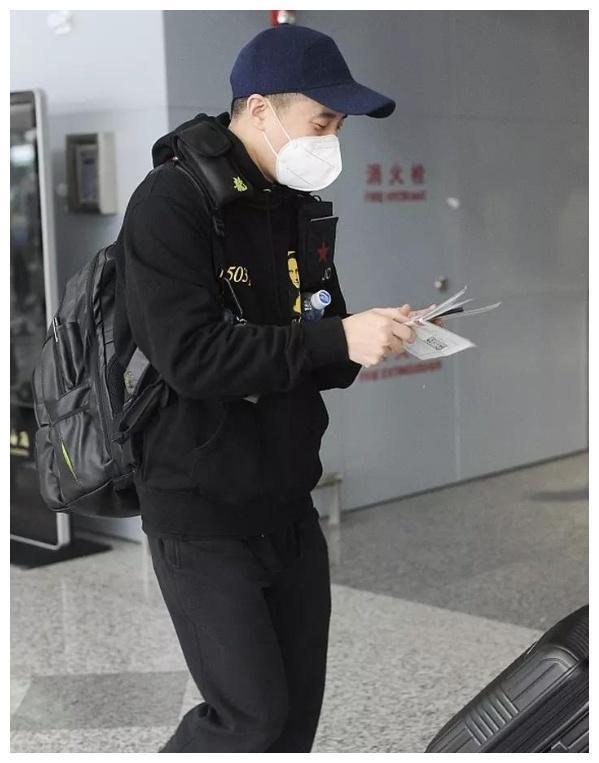 房祖名近照曝光,卷入胜利事件仍发福明显