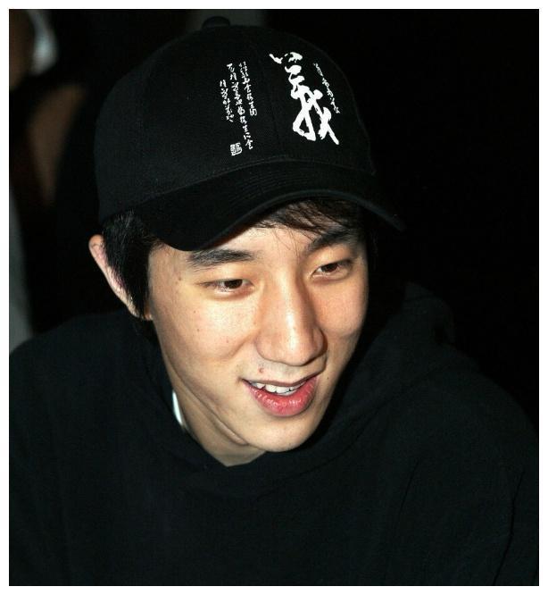 房祖名近照曝光,卷入胜利事件仍发福明显