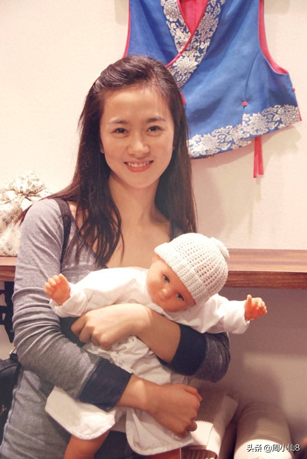 孙梅竞，娱乐圈影视女演员，眉宇间颇似老戏骨演员“林青霞”