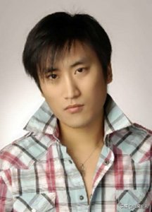 ​走出《乡村爱情》的赵玉田变身陶大春，在谍战路上一往无前