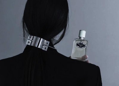 ​狮子座女生的口红品牌、穿搭风格以及形象定位