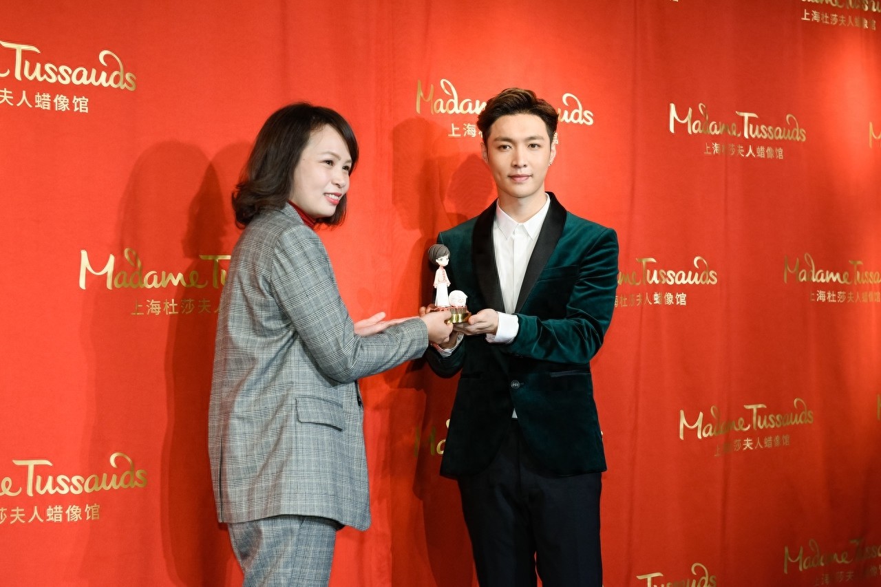 上海杜莎夫人蜡像馆是上海的一个景点，很多明星蜡像已经入驻