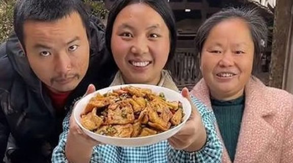 快手牛爱芳个人资料、身世背景 怎么走红的