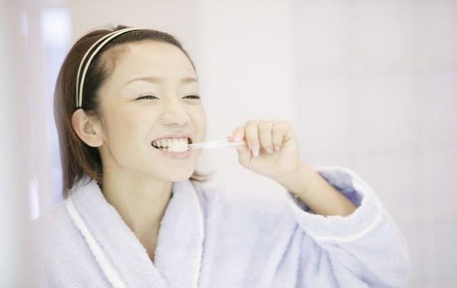 日本人为什么早餐后才刷牙（日本人何故中午排队刷牙）(5)