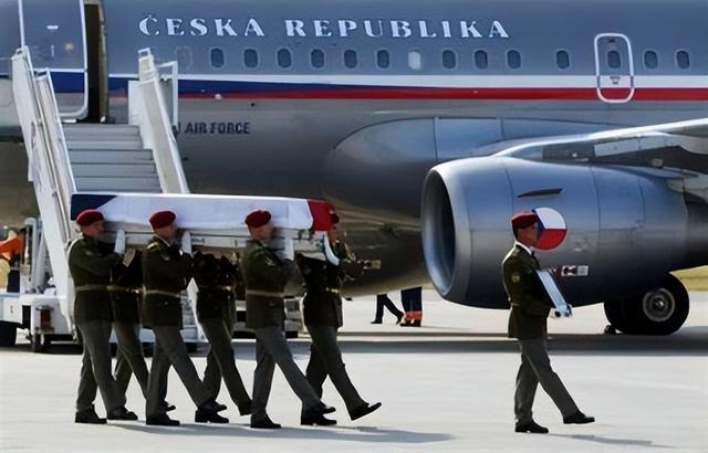 真实展现阿富汗残酷战争 西方36国参与的自由之战(13)