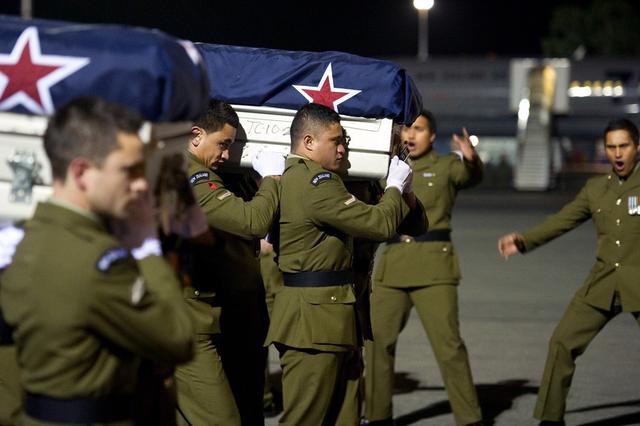 真实展现阿富汗残酷战争 西方36国参与的自由之战(12)