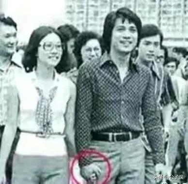 汪明荃为什么嫁罗家英（汪明荃情史离婚刘昌华）(24)