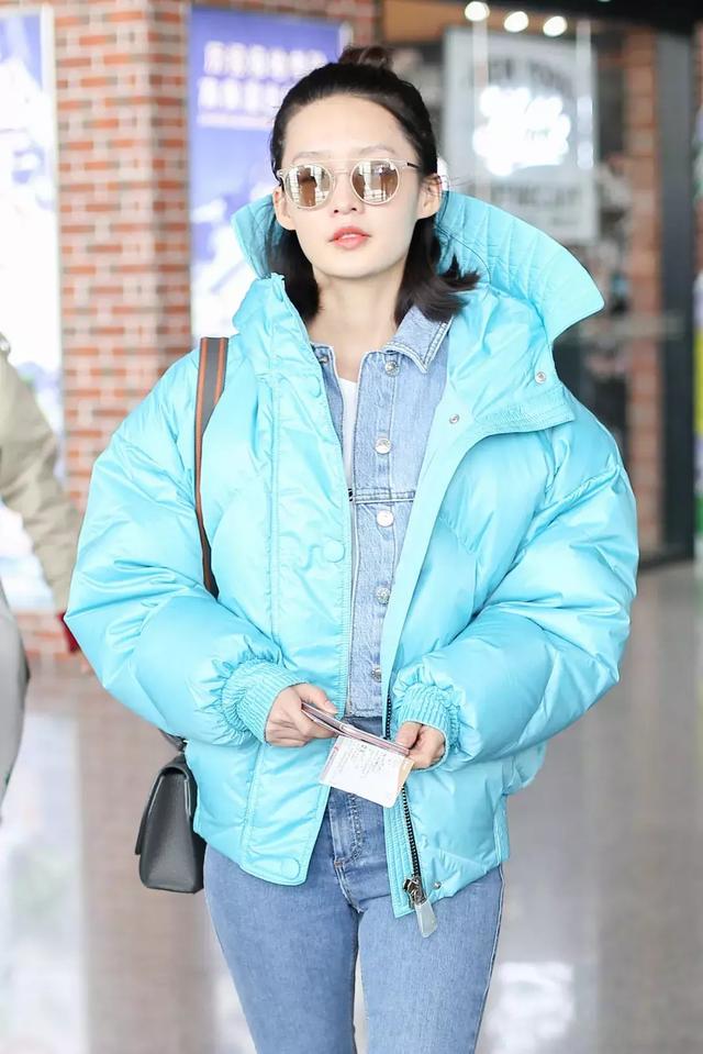 今年秋冬天流行什么发型（这九款发型简单利落又时髦）(9)