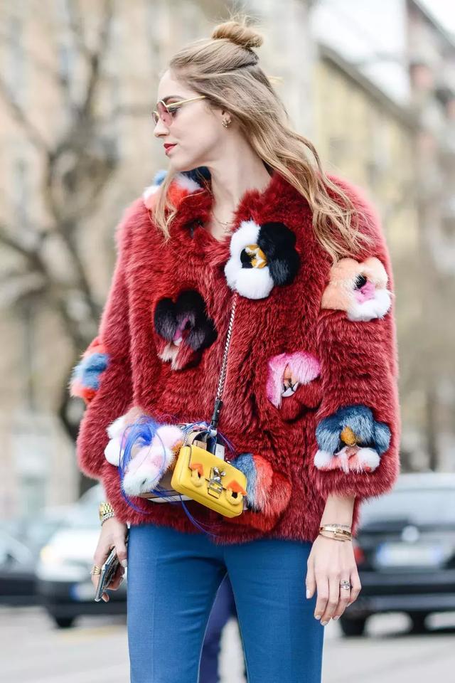 今年秋冬天流行什么发型（这九款发型简单利落又时髦）(7)