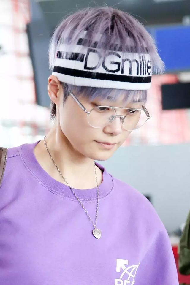 今年秋冬天流行什么发型（这九款发型简单利落又时髦）(41)