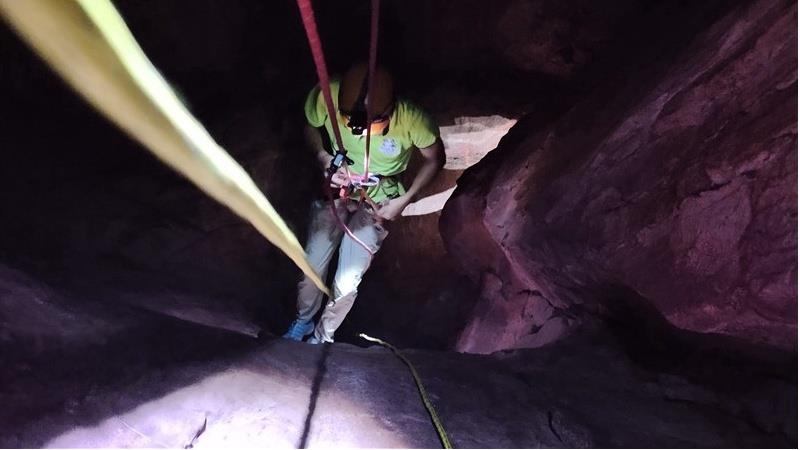 女生喜欢双指探洞吗 室内探洞、综合攀登、飞拉达(13)