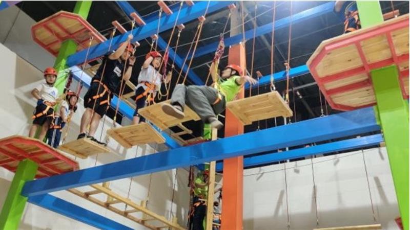 女生喜欢双指探洞吗 室内探洞、综合攀登、飞拉达(25)