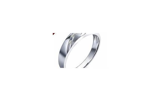 异地恋分手怎么挽回？盲目挽回只会将他越推越远！