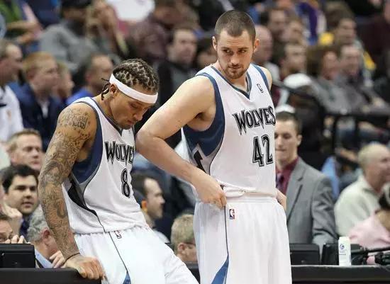 比斯利最新突破（生日夜19分完美表现）(7)