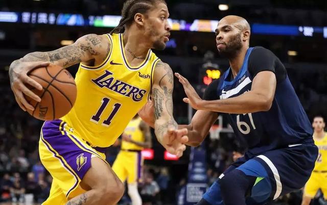 比斯利最新突破（生日夜19分完美表现）(4)