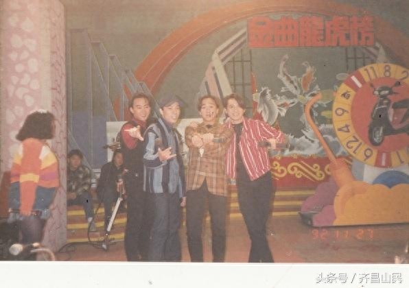 BEYOND黄家驹罕见高清照片，铁杆歌迷都不一定看过！