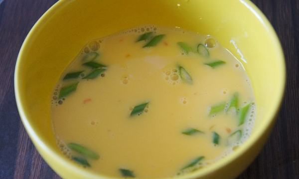 西红柿炒鸡蛋的制作步骤,西红柿炒鸡蛋过程50字图6