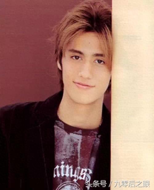 几乎人见人爱的日本混血男星，颜值爆表，一起来大饱眼福吧！