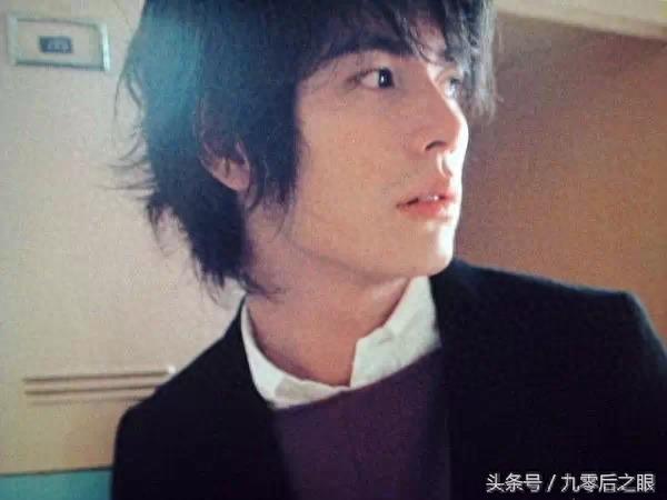 几乎人见人爱的日本混血男星，颜值爆表，一起来大饱眼福吧！