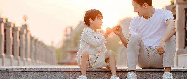 父亲节祝福短语10个字(父亲节不要只会说)(2)