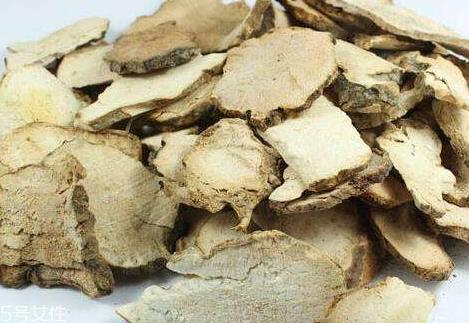 土茯苓可以泡水喝吗 开水冲泡即可