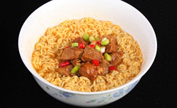 煮方便面的时候 放鸡蛋 有哪些讲究呢？