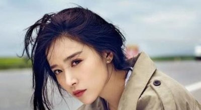 ​蔡小洁１５岁开始同居，与５岁的孩子初恋１０年，并逼迫对方示爱