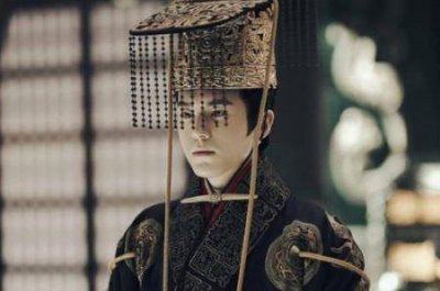 ​明太祖朱元璋去世后，朱允炆为什么将他草草埋葬