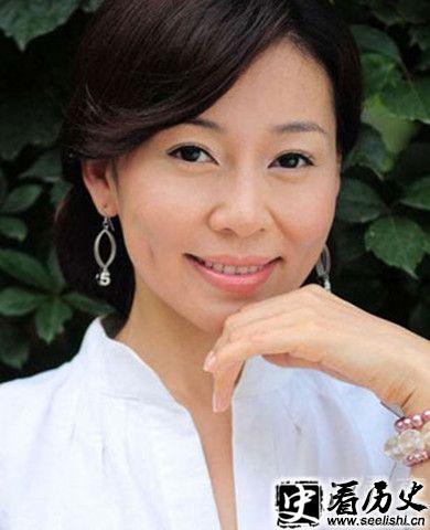 齐妃扮演者张雅萌