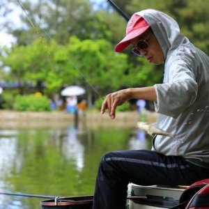 ​快速钓鲫鱼的诀窍