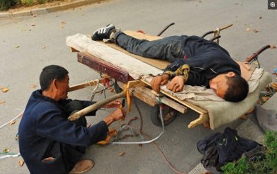 ​男人无奈的8个场景，真实生活就是这样，做男人真的不容易