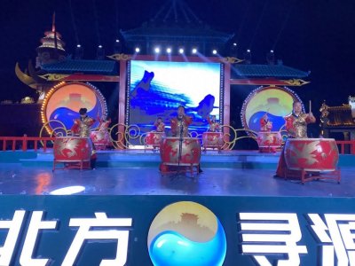 ​五一假期，丹江口市水都花月夜景区人气爆棚