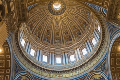 ​梵蒂冈城国：世界最小神权国家的存续之谜