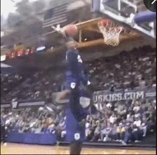 真以为普通人能打NBA？看了小托马斯体测数据 你自然有答案